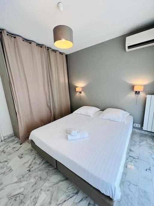 Le Pinede - Apt 4 Prs- Parking - Clim - 500M Plages Антіб Екстер'єр фото