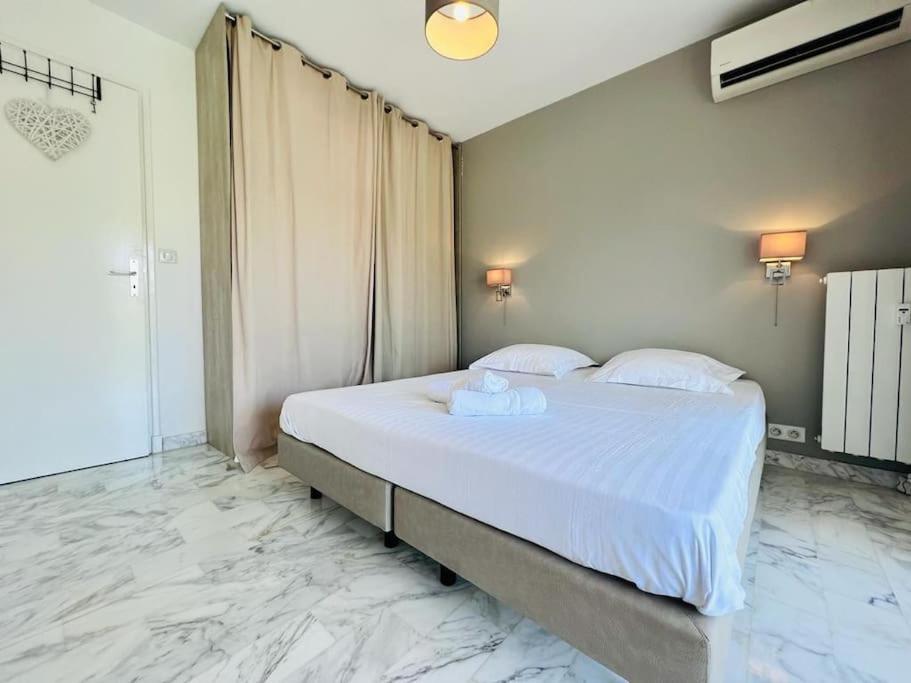 Le Pinede - Apt 4 Prs- Parking - Clim - 500M Plages Антіб Екстер'єр фото