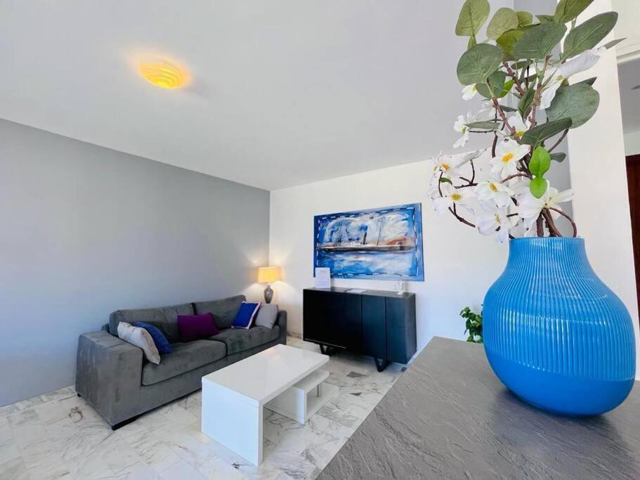 Le Pinede - Apt 4 Prs- Parking - Clim - 500M Plages Антіб Екстер'єр фото