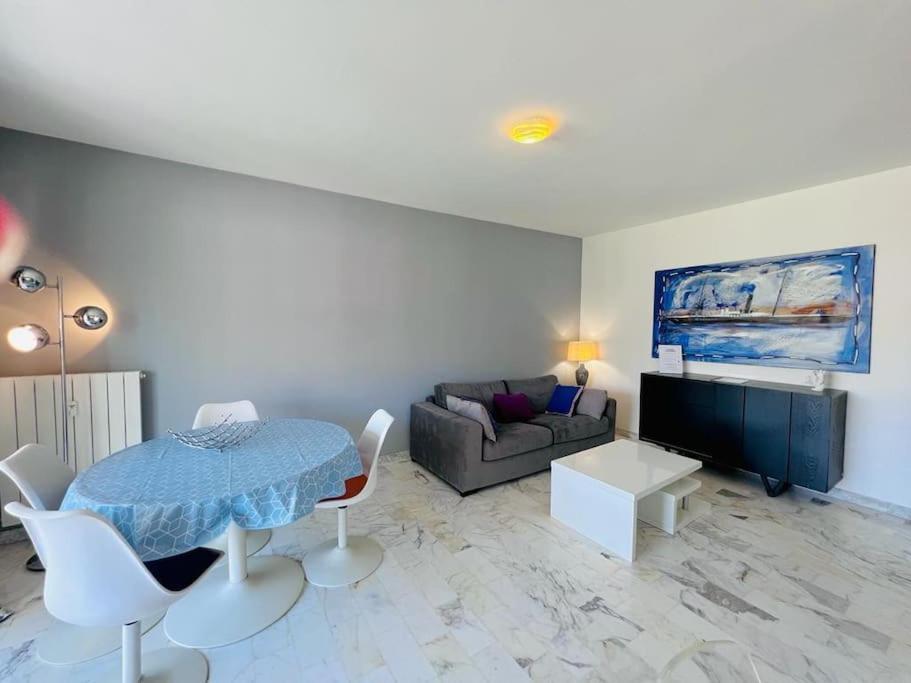 Le Pinede - Apt 4 Prs- Parking - Clim - 500M Plages Антіб Екстер'єр фото
